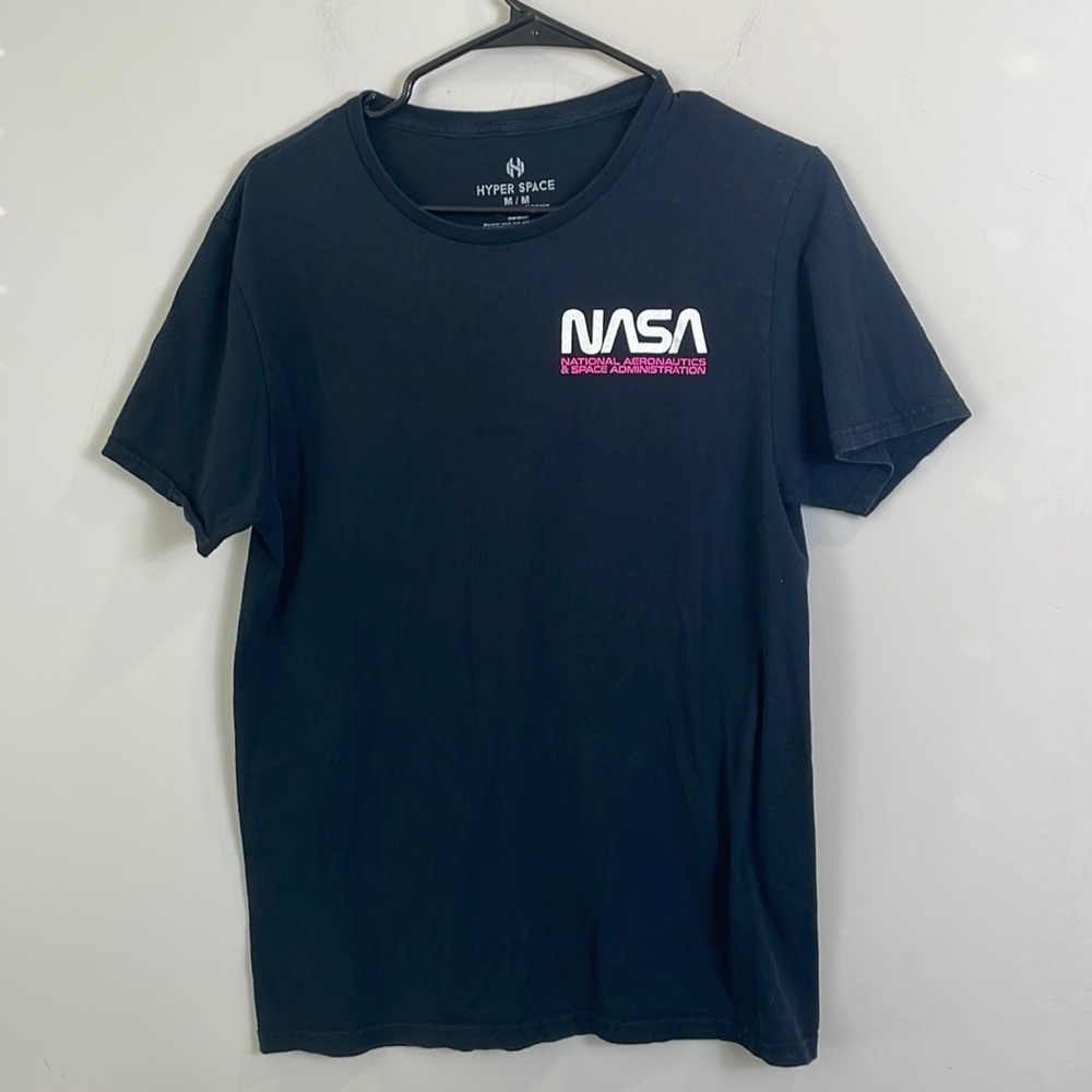 NASA  color block graphic art print astronaut t-shirt unisex size medium